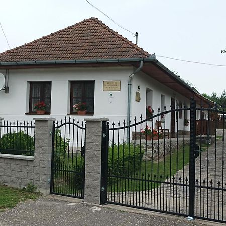 Kemencés Vendégház Mikohaza Esterno foto
