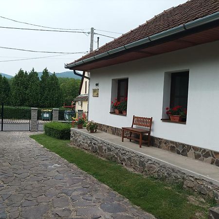 Kemencés Vendégház Mikohaza Esterno foto