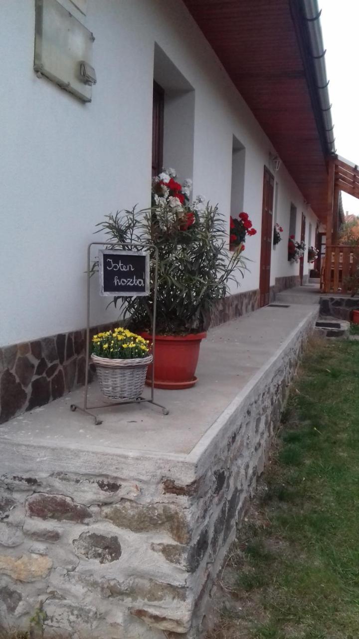 Kemencés Vendégház Mikohaza Esterno foto